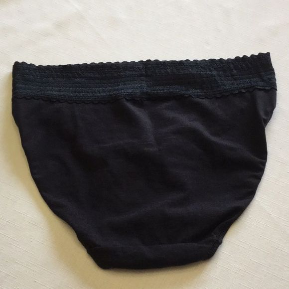 warner’s NWOT Black Panties M/6 - Picture 3 of 4
